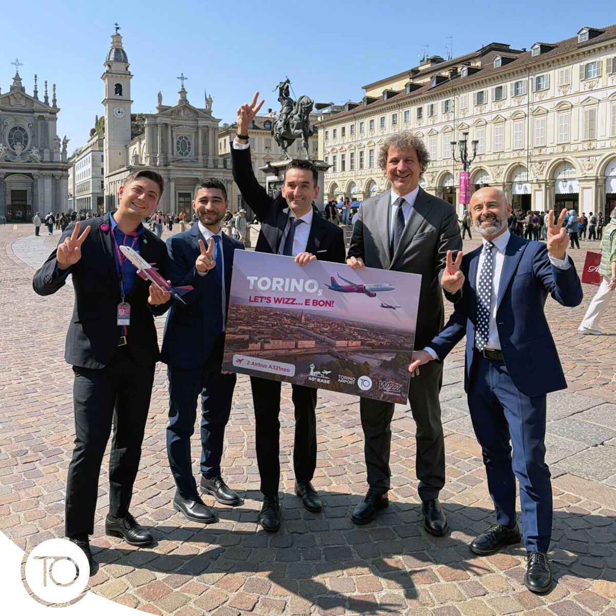 Wizz Air representatives presenting new Turin base announcement