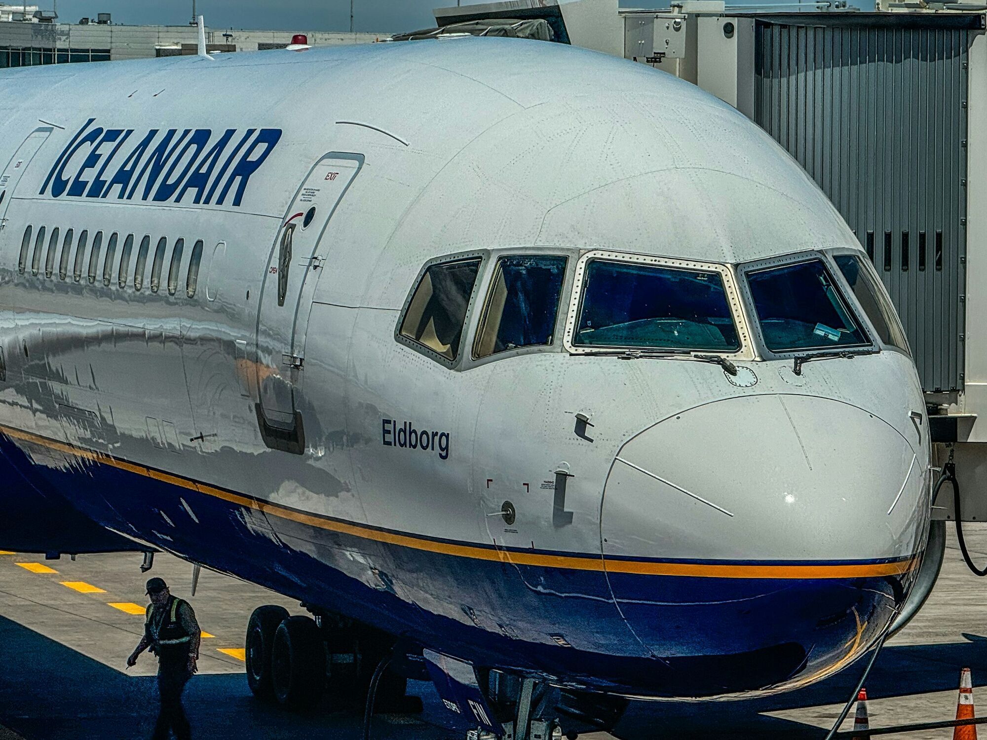 Icelandair aircraft at airport gate preparing for departure