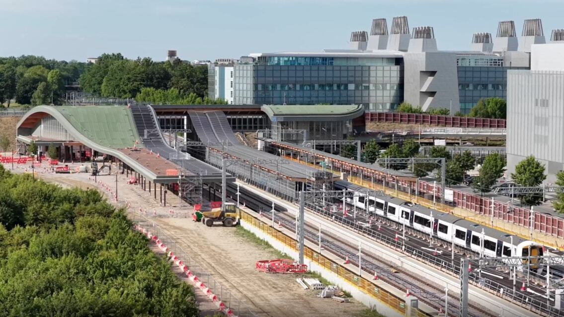 Train passing through Cambridge South station
