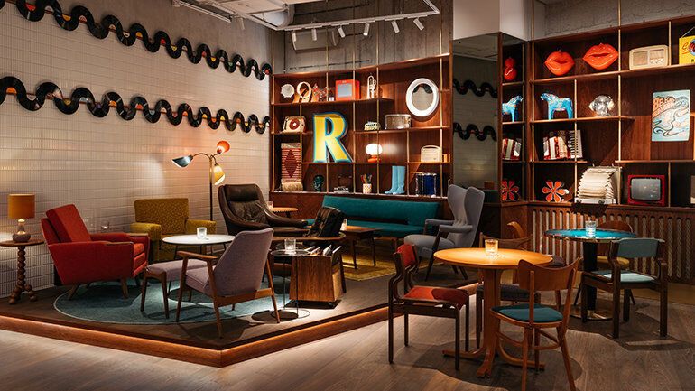 Ruby Frida lounge with vinyl display