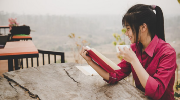Searching for Wisdom: What does the Chinese proverb that suggests reading 10,000 books mean