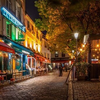 A wonderful evening in the best Parisian bars