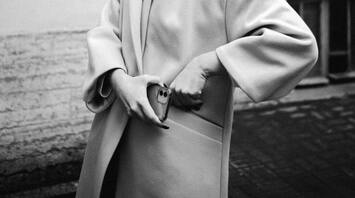 A photo of a man with a "cell phone" in 1943 gave rise to theories about time travel