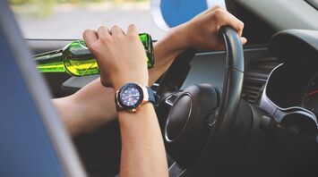 Drunk man involved in an accident and disqualified from driving for three and a half years: he has a chance to reduce this period of time