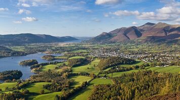 Lake District of Great Britain: what attracts tourists to this mountainous region
