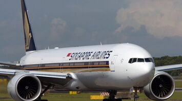 Top 5 reasons why you should fly Singapore Airlines