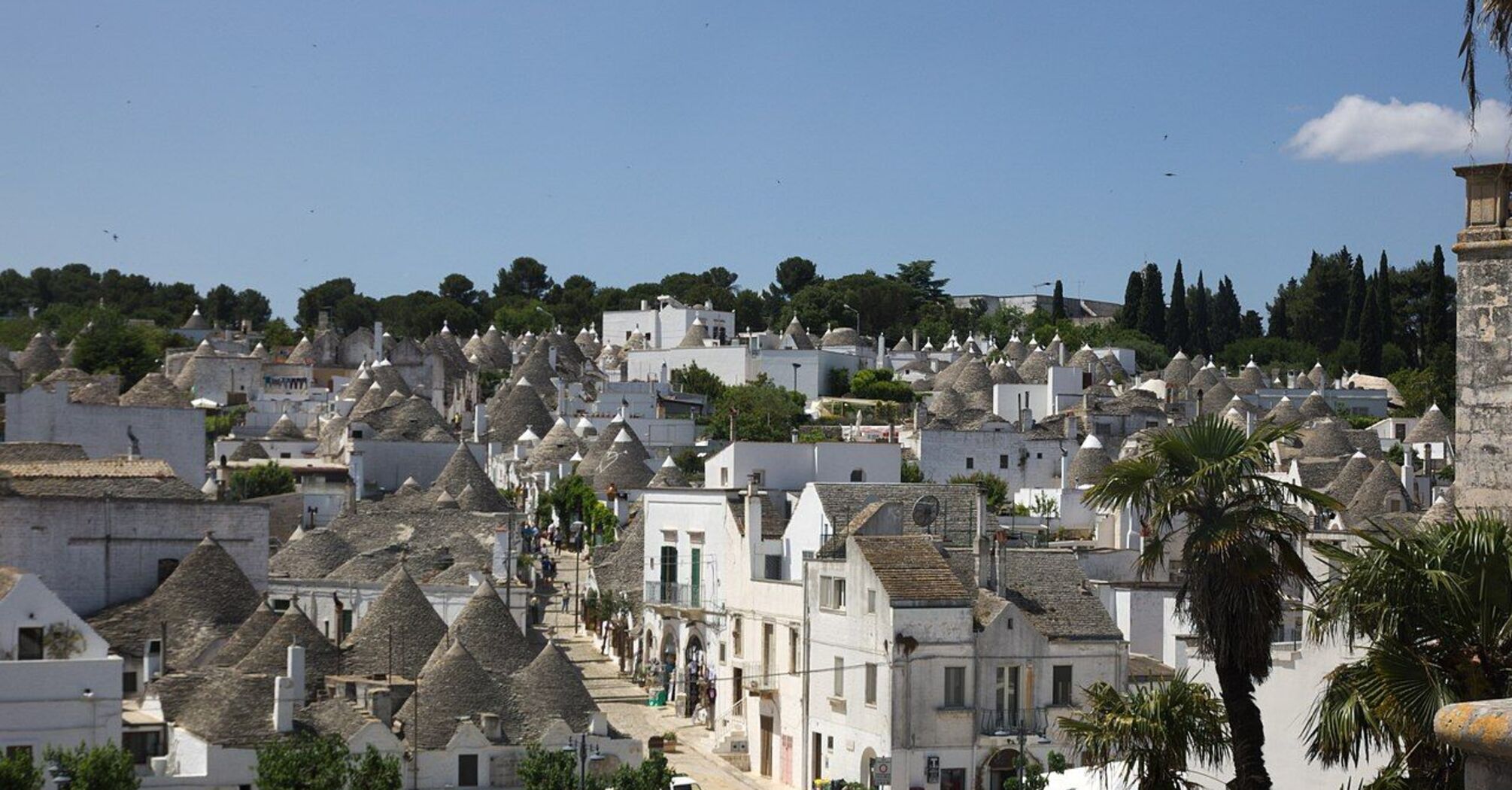 Winter sun and Santa Claus' crypt: an unusual vacation option