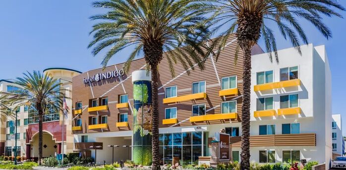 TOP 13 affordable hotel chains in the USA for a budget trip. Affordable, comfortable accommodation with excellent reviews