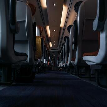 Three useful life hacks for traveling: how to bring water on a plane, choose the best seat and check your room