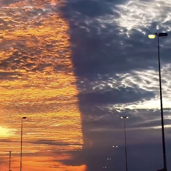 A rare phenomenon called "split sunset" spotted in Florida. Video
