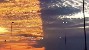A rare phenomenon called "split sunset" spotted in Florida. Video