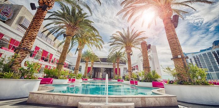 Las Vegas: the most popular pools for every taste