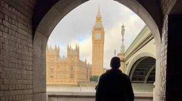 'Time traveler trapped in 2027' wanders empty London to prove he's the 'last man'