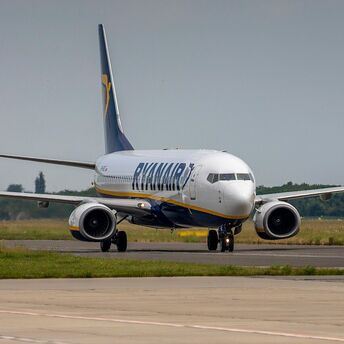 Ryanair to reduce the number of flights to Portugal next summer