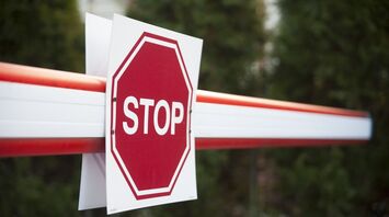 Finland has announced the closure of the eastern border