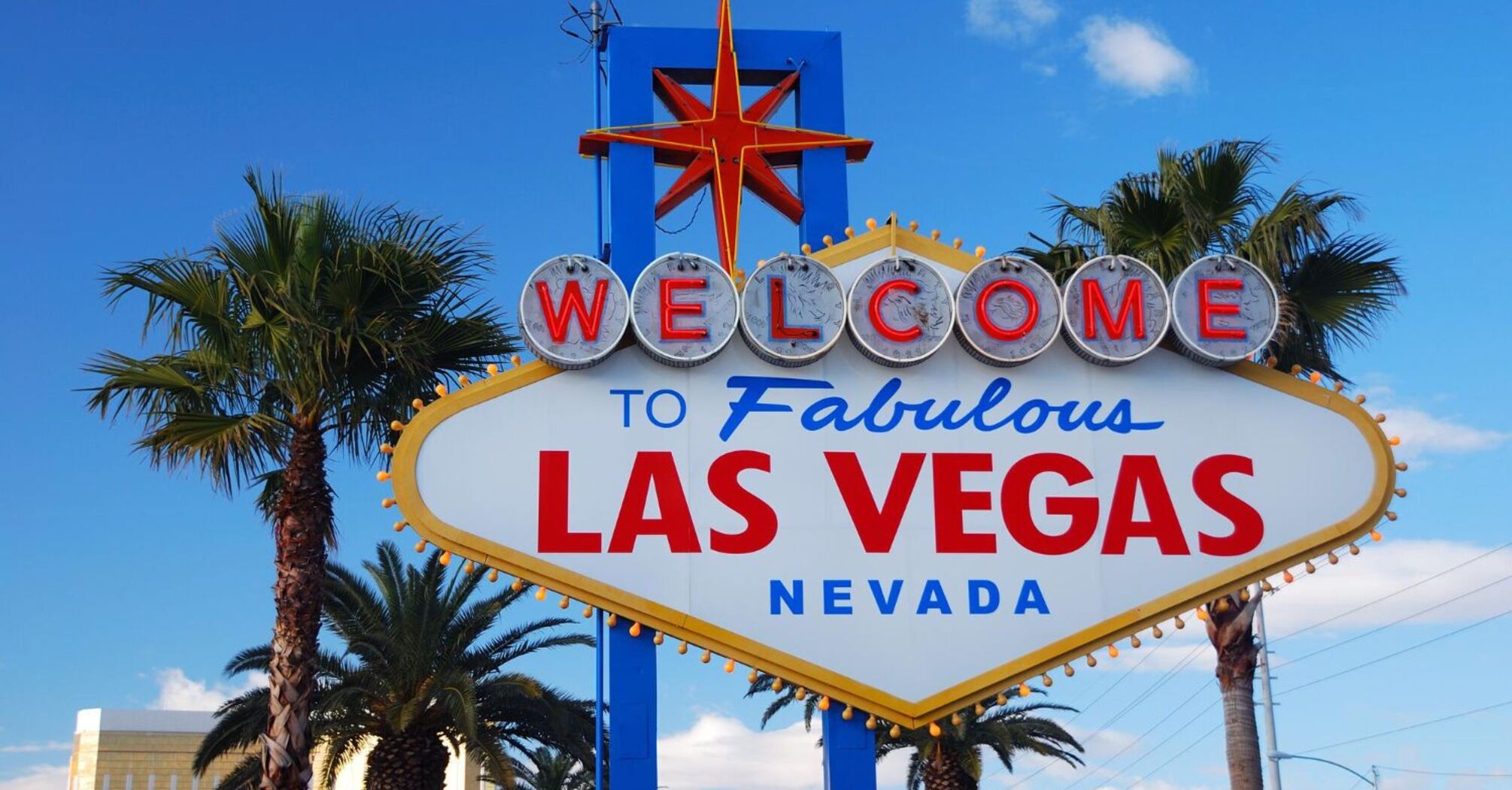 Secrets of booking a hotel room in Las Vegas from a Sin City "veteran"