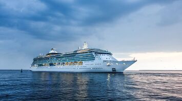 Life in travel: a man bought an apartment on a cruise ship