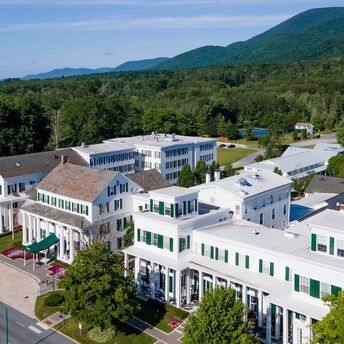 Best haunted hotels in America: 12 places where you can test your courage with supernatural phenomena and a terrifying atmosphere