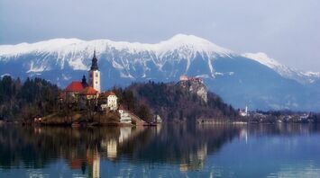 Is it safe to visit Slovenia in 2024: tips and warnings