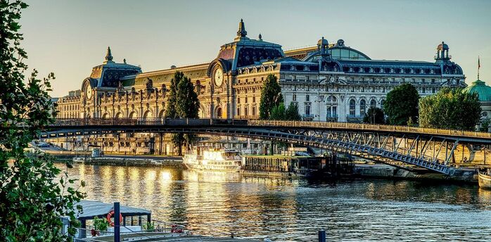 Cheap alternatives to popular attractions: how to plan a budget-friendly and exciting trip