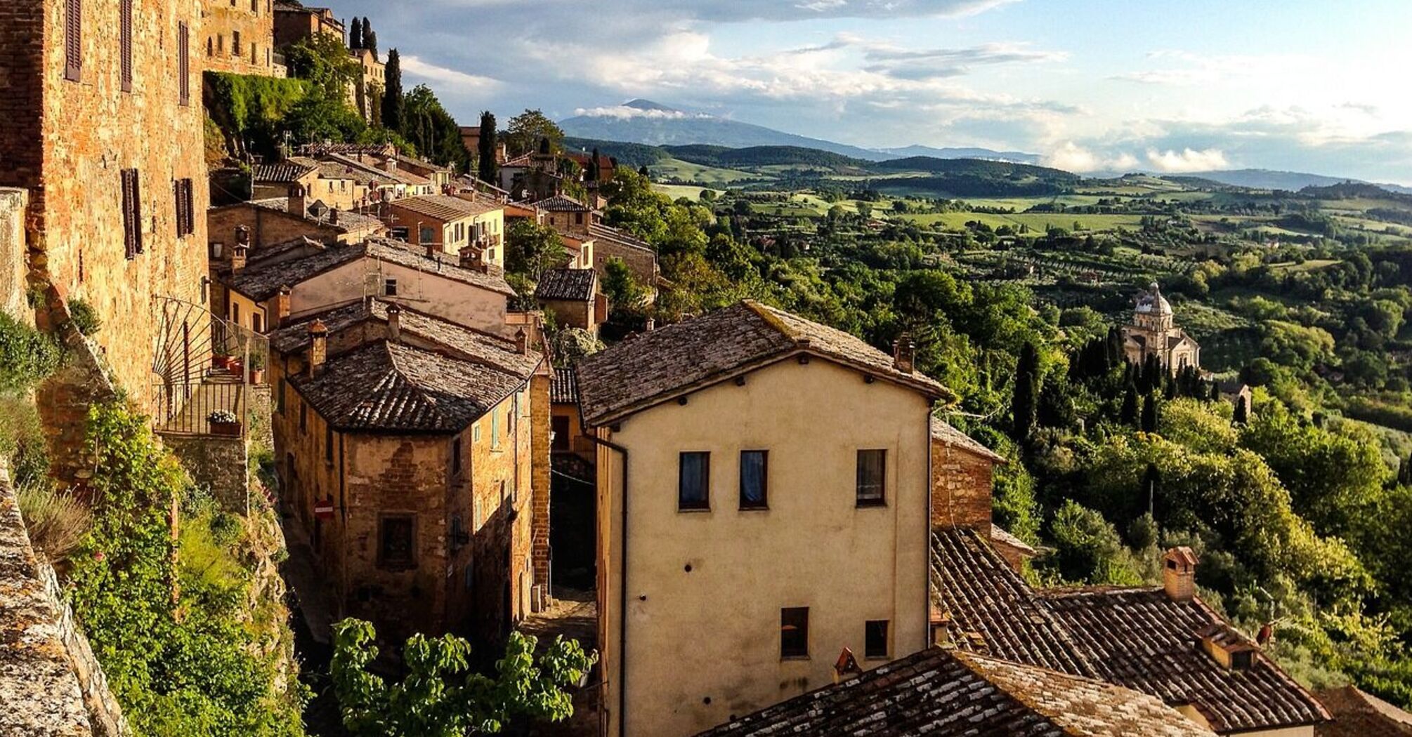 Hotels in Tuscany and Umbria: top 13 places in the most picturesque regions of Italy