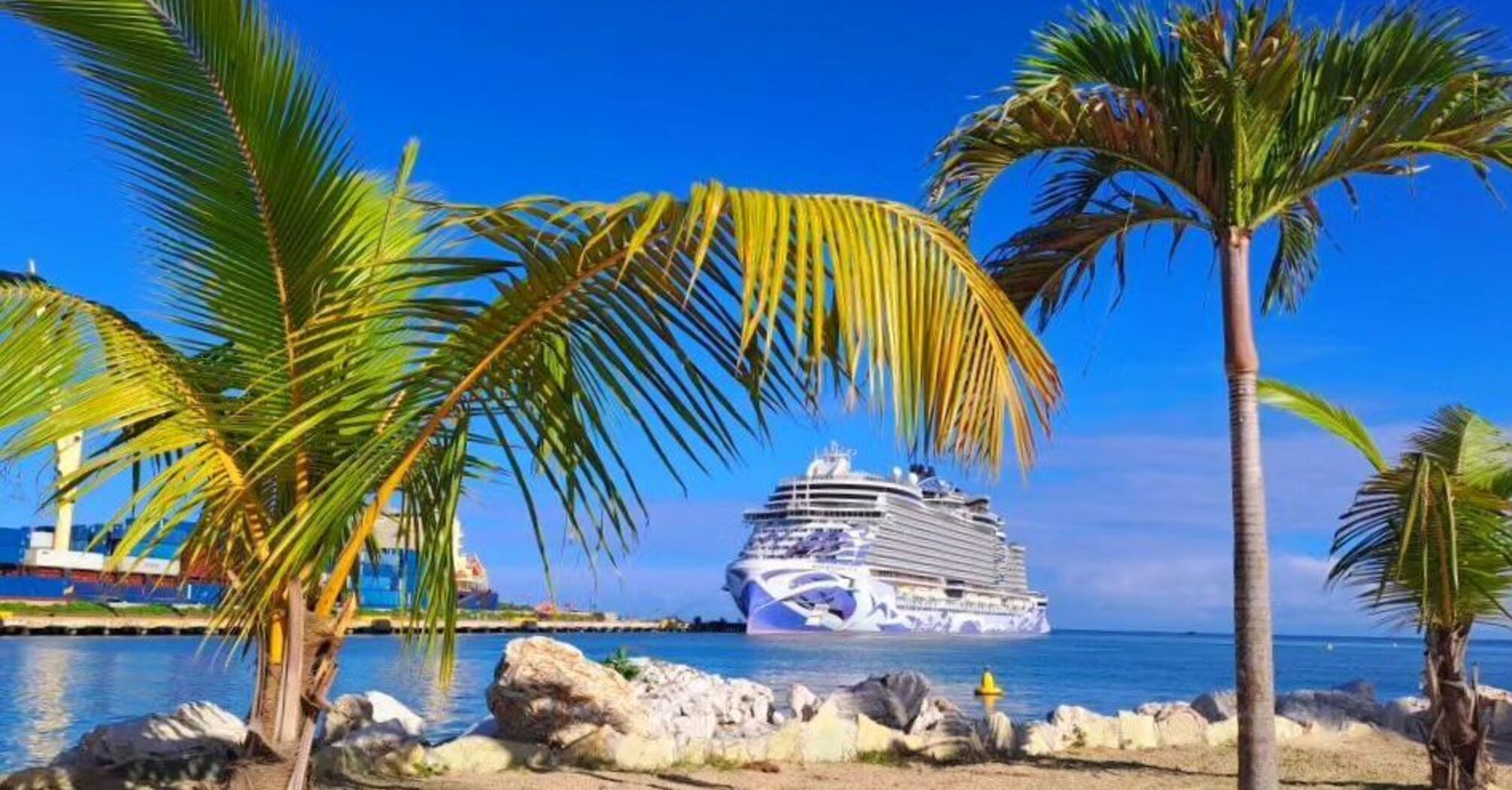 For romantics and adventurers: The 10 best Caribbean cruises this winter