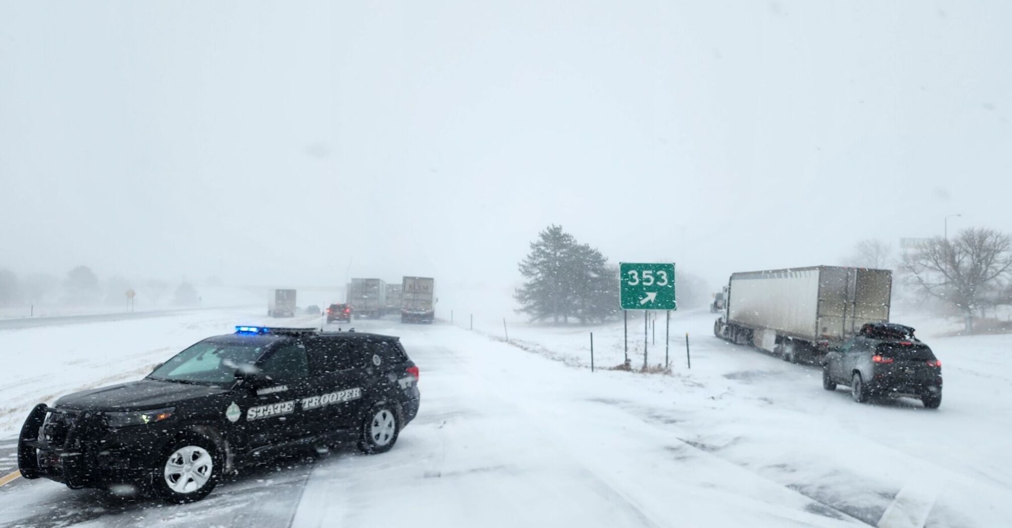 Winter storm Donavan hits northern and central US, leaving traffic hampered