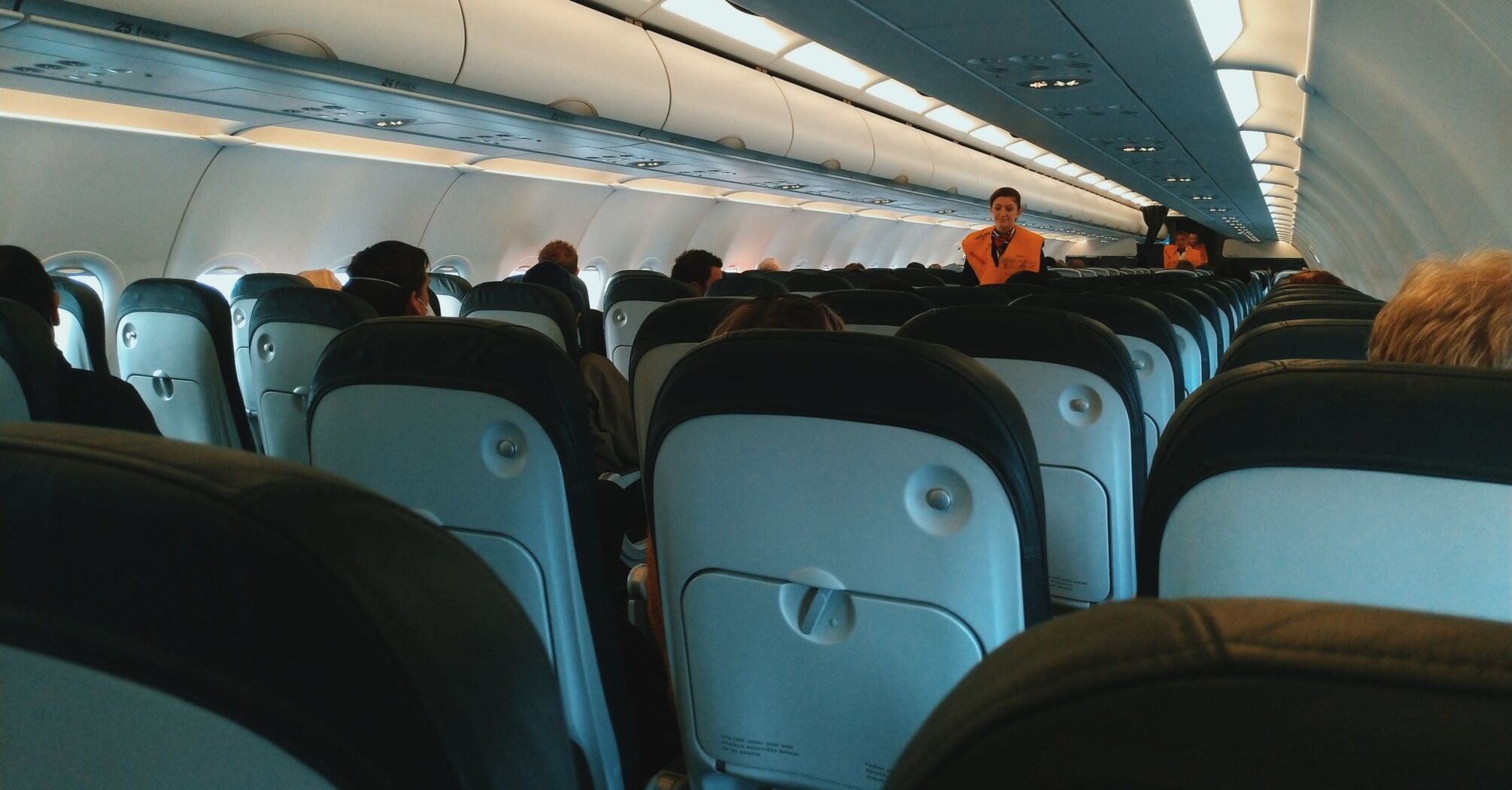 How many people can fit on an airplane: the answer will surprise you