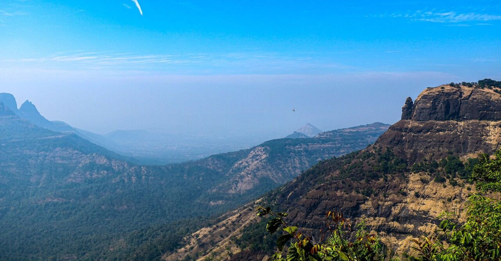 Lake in Indian Hill Station Matheran Charlotte Lake Matheran Maharashtra  Stock Photo - Image of romantic, water: 150647336