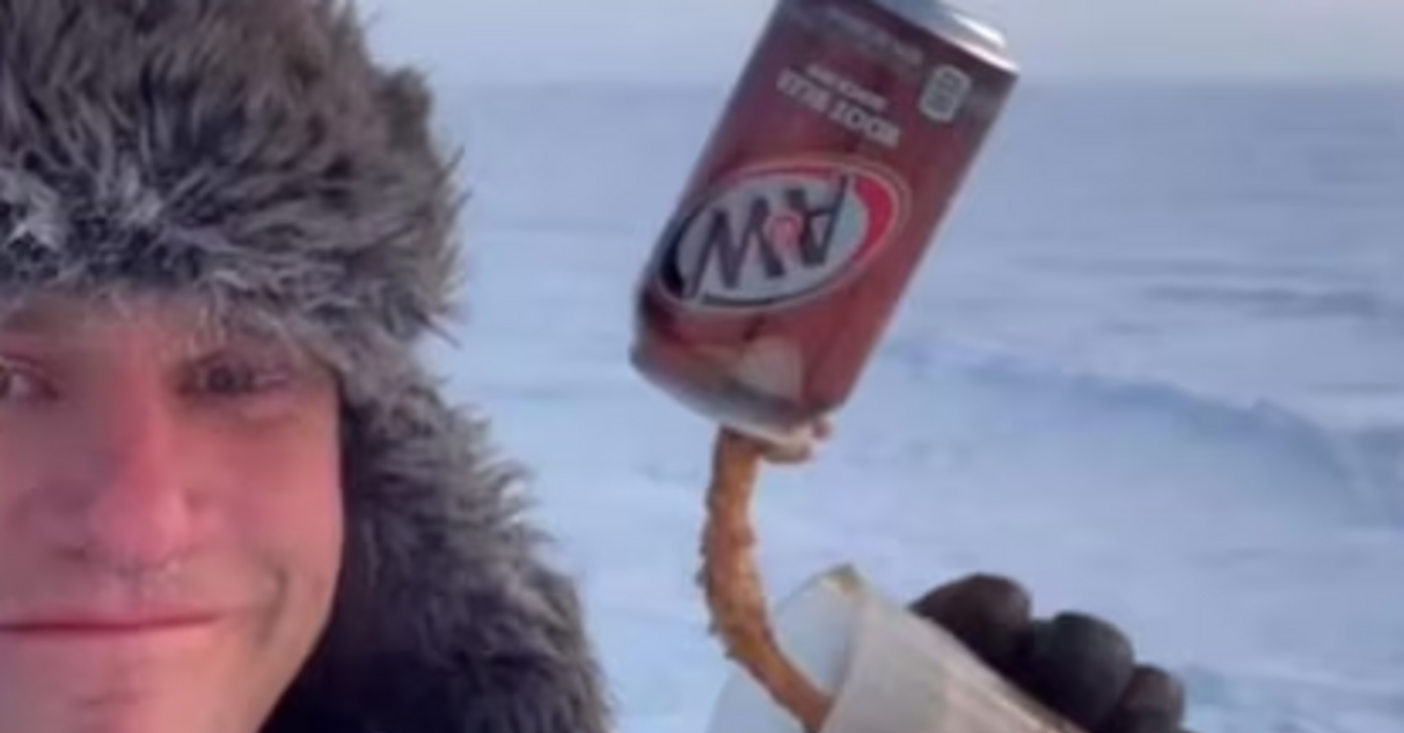 Drinking beer at the South Pole: A photographer shows what happens at -64°C