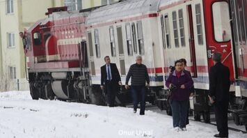 The best travel route from Ankara to Kars, Turkey. Traveling by sightseeing train Dogu Express