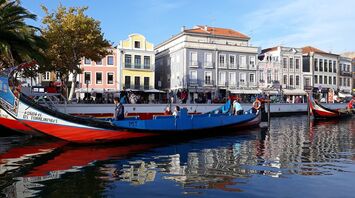 "Portuguese Venice": what the canal-dotted city of Aveiro looks like and why it is better than its Italian counterpart