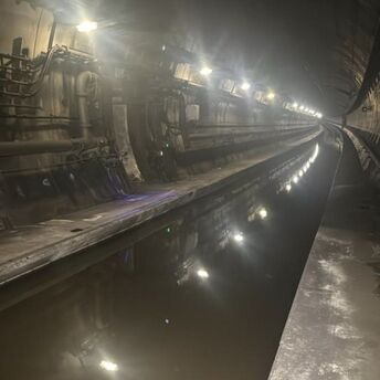 Thousands of train passengers stuck in London on New Year's Eve due to flooded tunnels