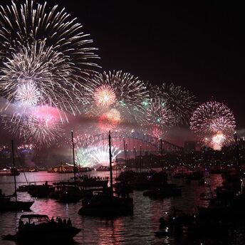 Sydney was named the "New Year's Capital of the World" for its amazing fireworks show. How it looked like