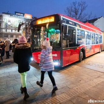 A Santa-themed trolleybus will operate in Budapest, collecting gifts: schedule