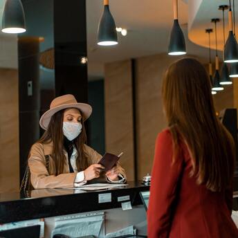 All about cheap hotels: how to save money without losing quality