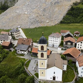 Swiss village miraculously survives huge rock slide on narrowest edge