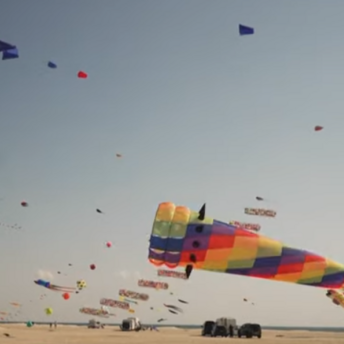 Thousands of kites took to the skies in Denmark: fantastic video from Fano's international kite festival