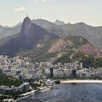 Tourism is on the rise in Brazil: travellers abroad spent $1.235 billion in April