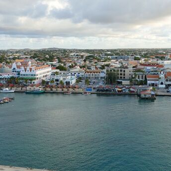While vacationing in Aruba, you can enjoy the warm sea and explore the city
