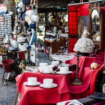 The best flea markets in Paris: from wonderful souvenirs to rarities and antiques