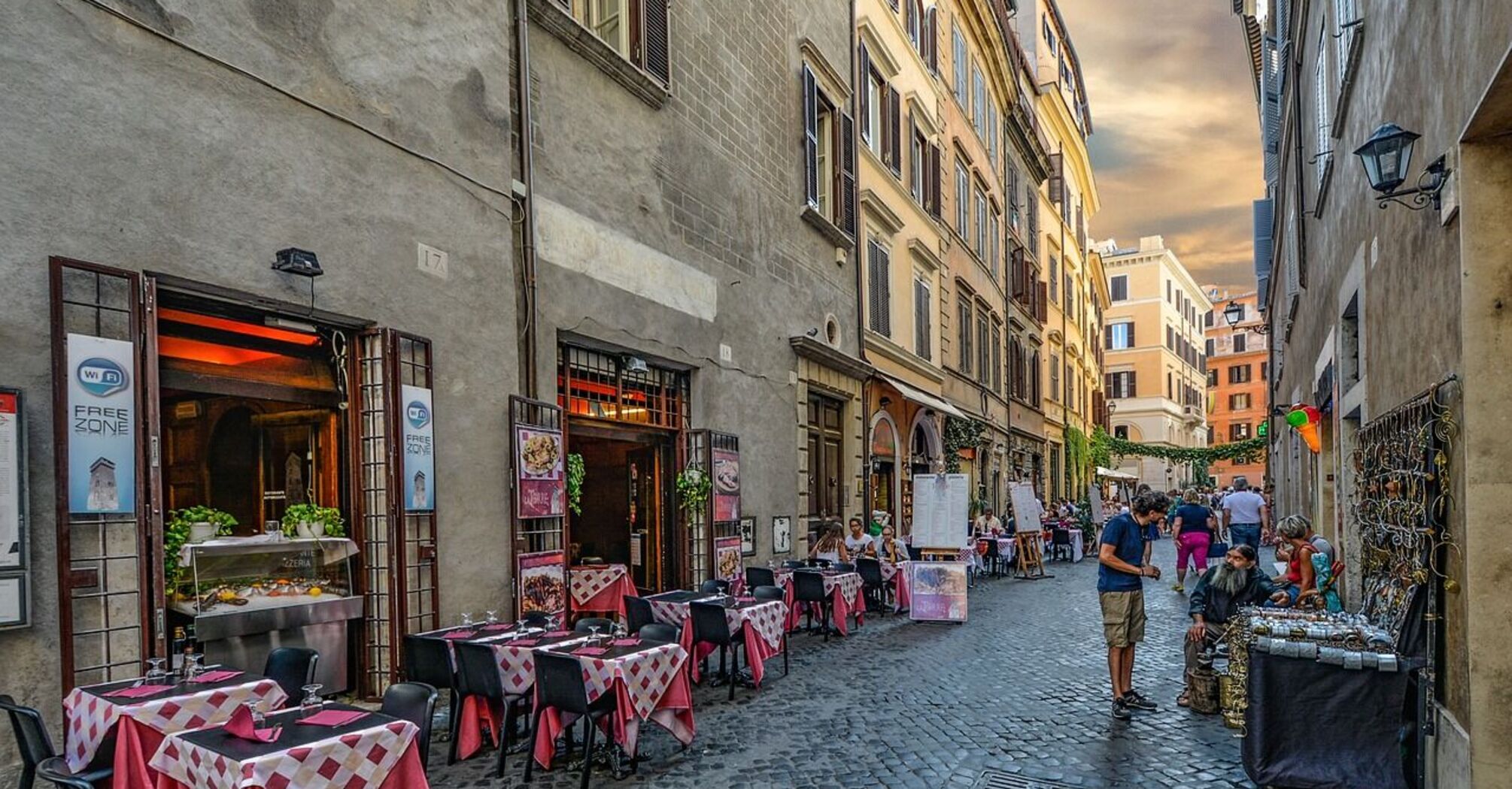 Shopping in Rome: 15 most popular places in Italy 