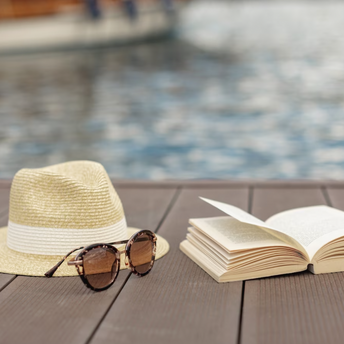 Number of Brits choosing paper books over gadgets on holiday is rapidly increasing: Survey