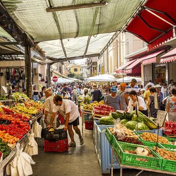 The best markets in Rome: 8 places for interesting shopping