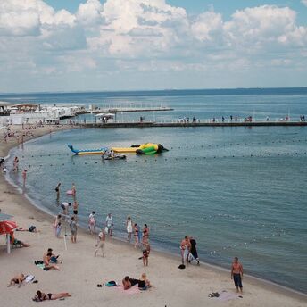 For the first time in two years of large-scale war, beaches have been solemnly opened in Ukraine