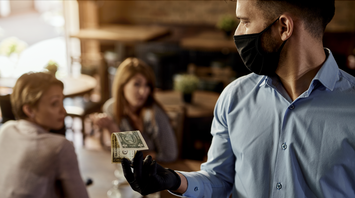 How much to tip in Canada: facts you might not know