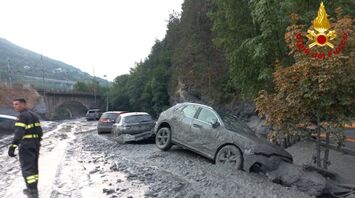 Mud "tsunami" hits city in Italy