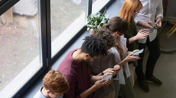 Top 5 most attractive nationalities among women and men