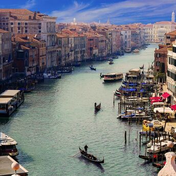 Venice imposes strict restrictions: it must be quiet in the evening