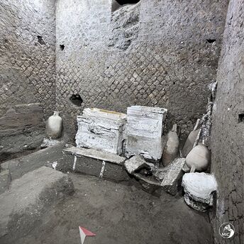 Archaeologists found a slave room 600 meters from Pompeii and pointed out an interesting detail